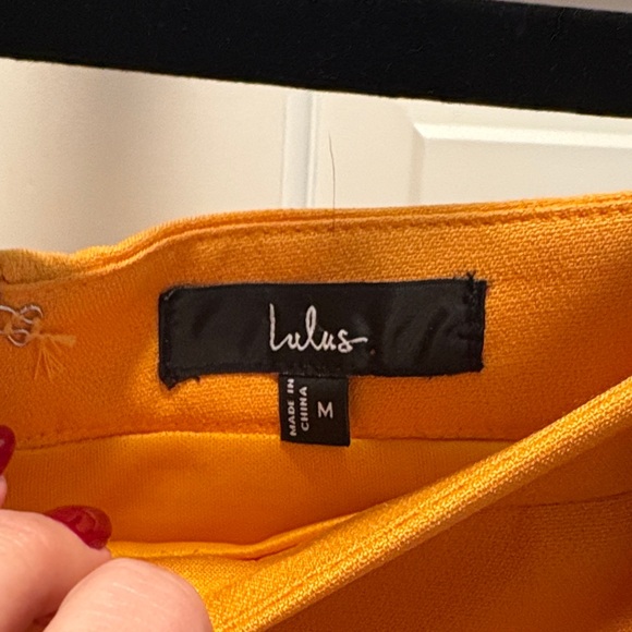 Lulu's Mustard Yellow Crop Top - Picture 2 of 4